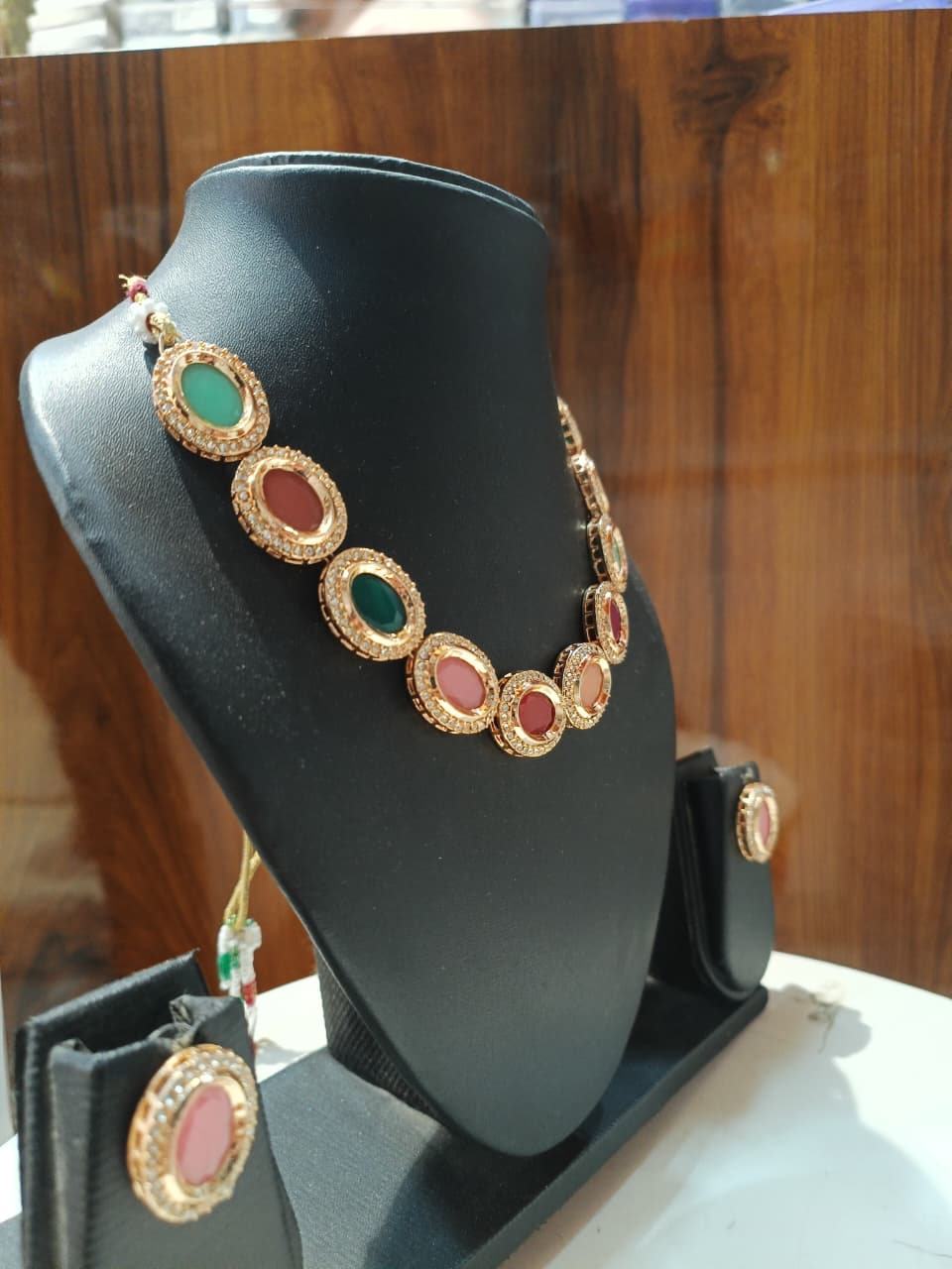 Colorful necklace with circular designs